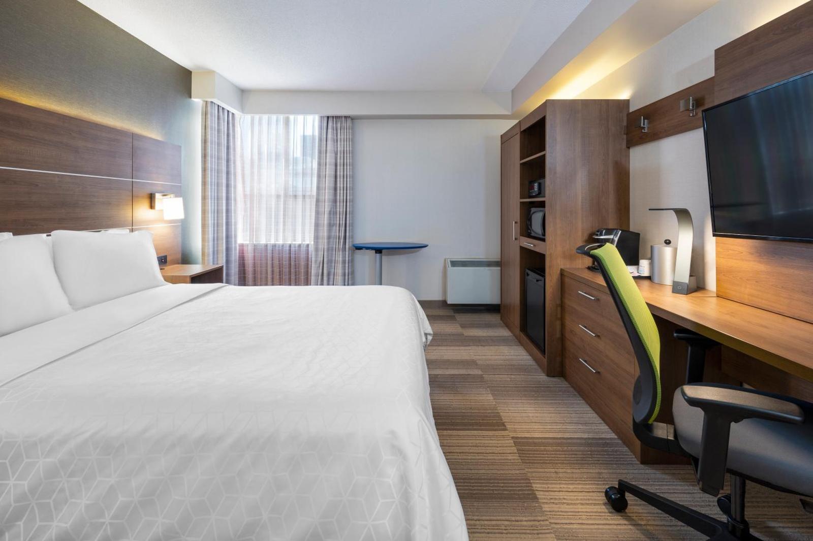 Holiday Inn Express Toronto Downtown